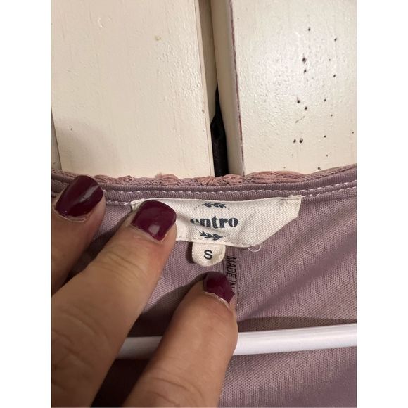 2 for 30$! size small mauve pink lace  romper - Picture 2 of 3